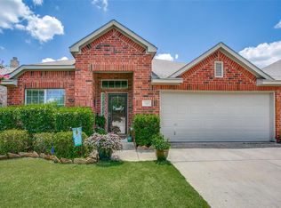 540 Darlington Trl, Fort Worth, TX 76131