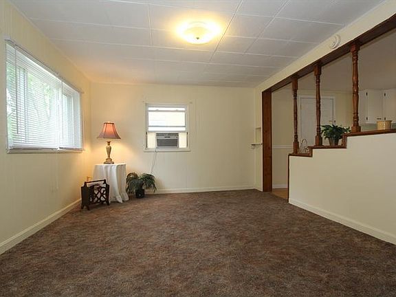 2nd image of 2281 Grant Ave