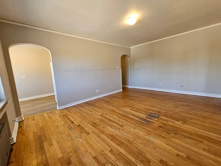 2833 N Colorado Blvd — Photo 14