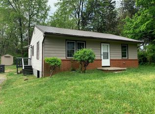 2824 Frank St, Winston Salem, NC 27107