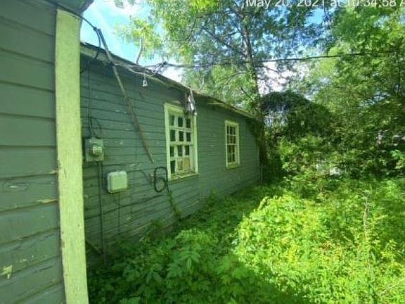 3rd image of 794 Dunn Ave