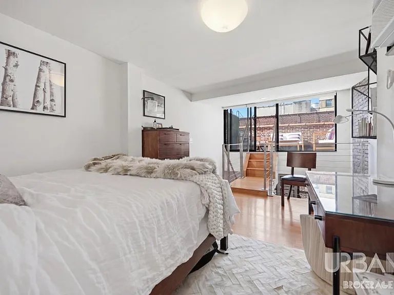 35 Grove St #M — Photo 7