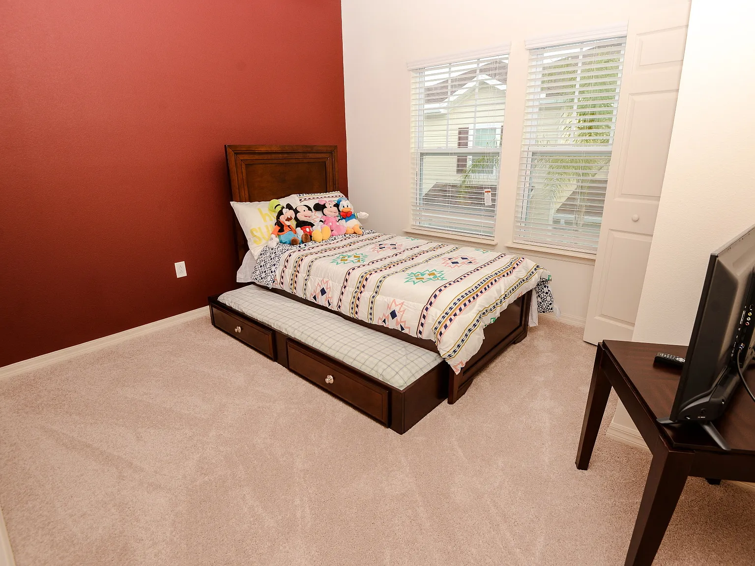3241 Wish Ave — Photo 3