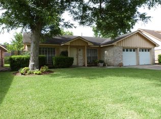 310 Helen Dr, Deer Park, TX 77536