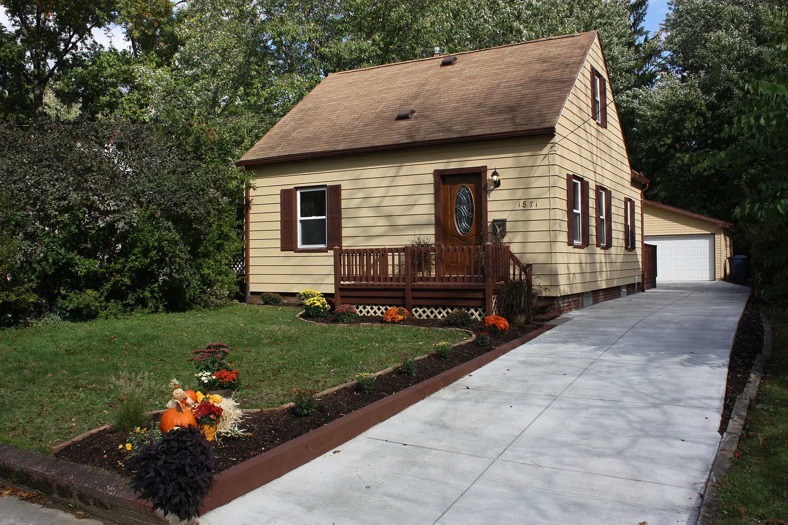 1871 9th St photo 1