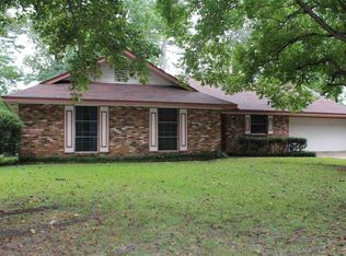 198 Huntview Dr, Brandon, MS 39042