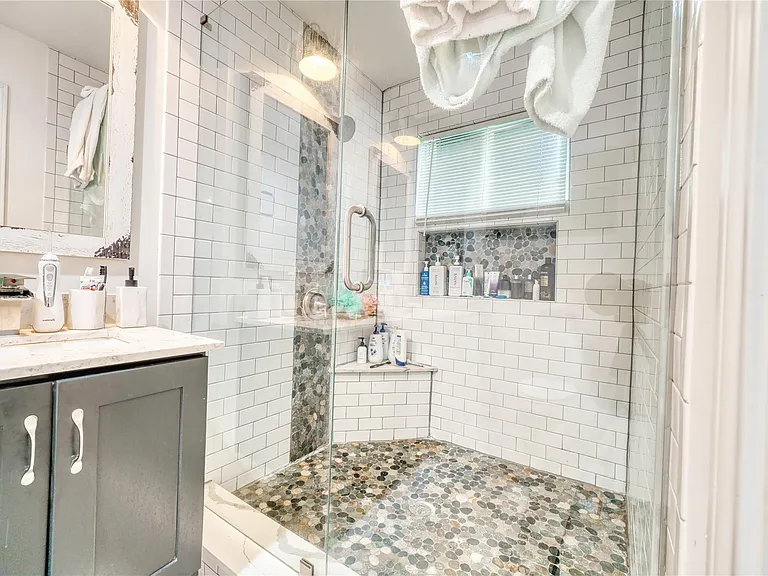 5911 Dawnridge Dr — Photo 28