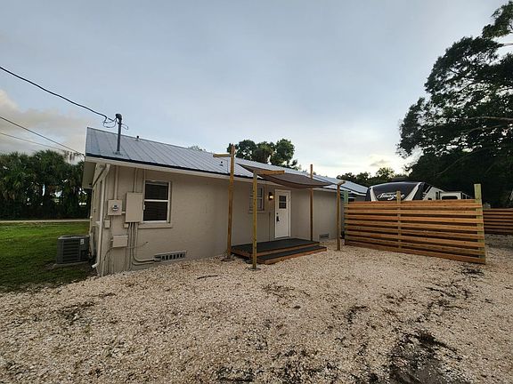 5th image of 3133 Myrtle St