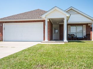 121 Lakeridge Dr, Panama City, FL 32405