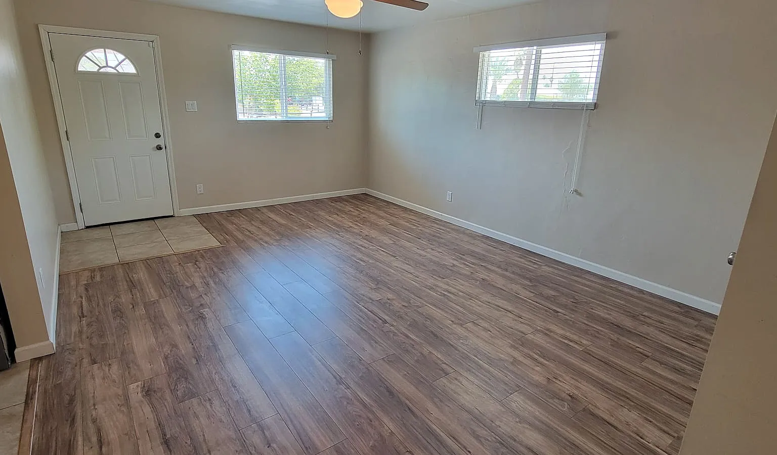 3 bed, 1895 sqft, $2,200 — Photo 2