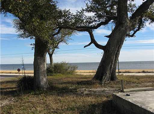 2nd image of N Beach Blvd