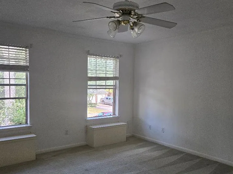 19711 Dusty Creek Dr — Photo 6