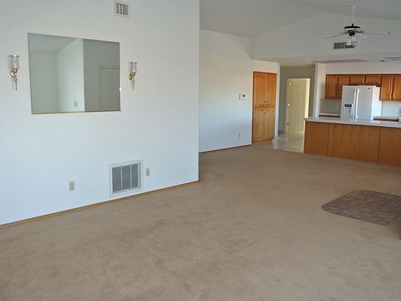 4th image of 6513 E Mission St
