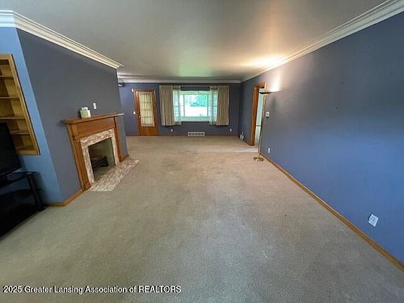 4th image of 2801 Fernwood Ave