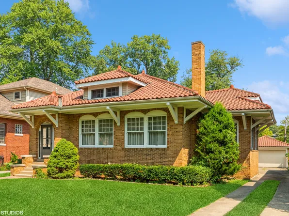 9837 S Damen Ave, Chicago, IL 60643