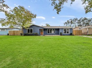 609 20th Ave N, Texas City, TX 77590