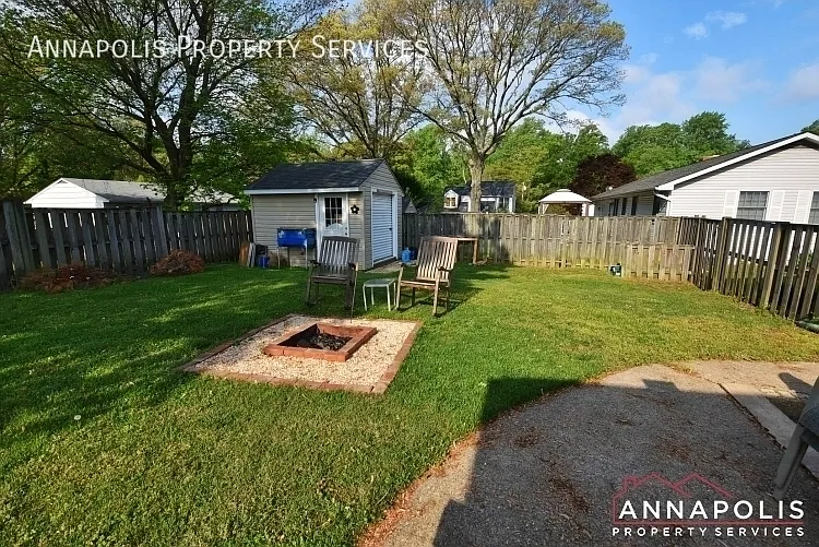 957 Highpoint Dr — Photo 23