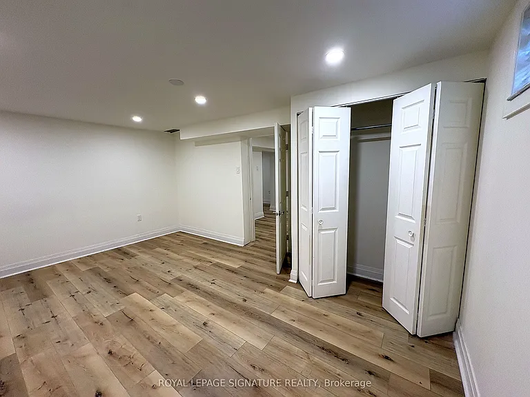 5 Carnegie Ct #BASEMENT — Photo 13