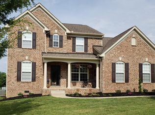 1026 Avery Trace Cir, Hendersonville, TN 37075