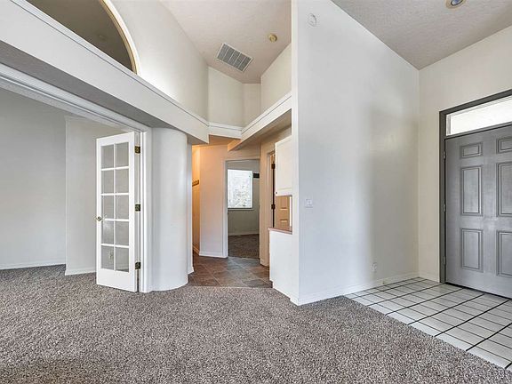 3rd image of 2518 W Flamingo Ave