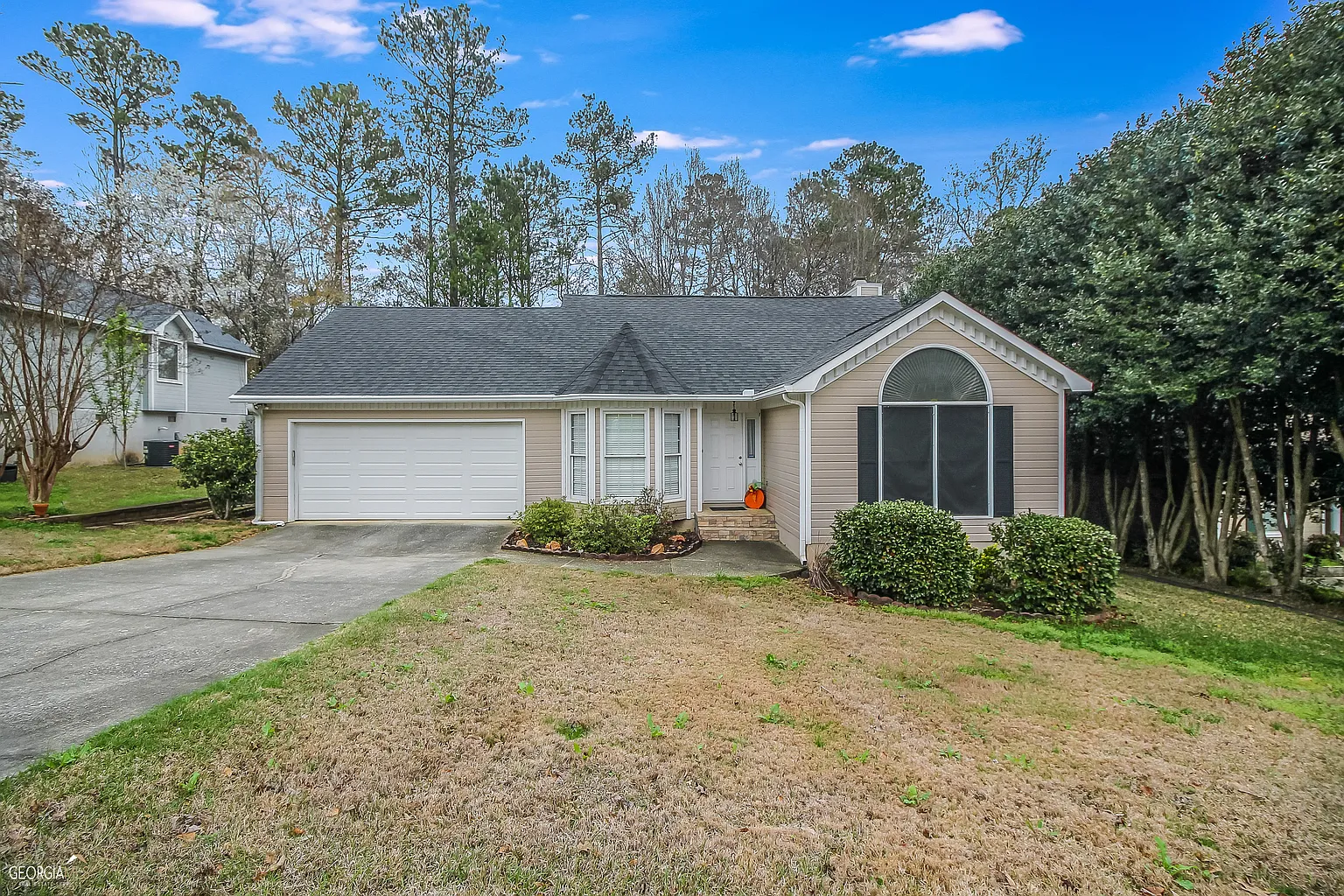 250 Chadwick Cir photo 1