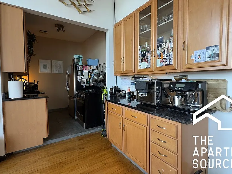 2416 W North Ave #4 — Photo 6