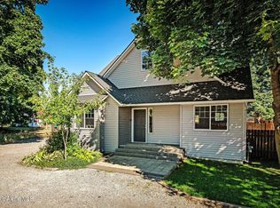 209 E Dakota Ave, Hayden Lake, ID 83835