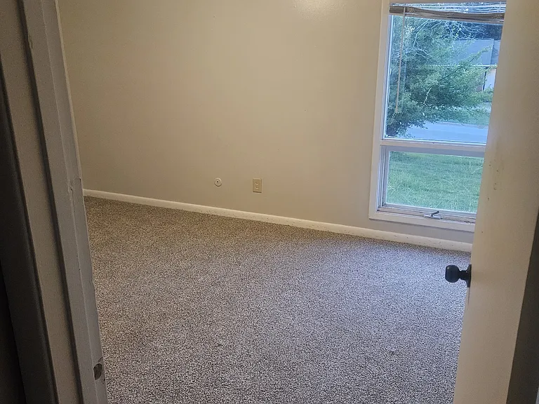 914 Bunker Hill Rd — Photo 12