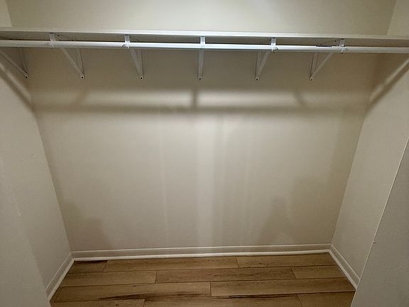 5th image of 1403 W Huron St Suite 1