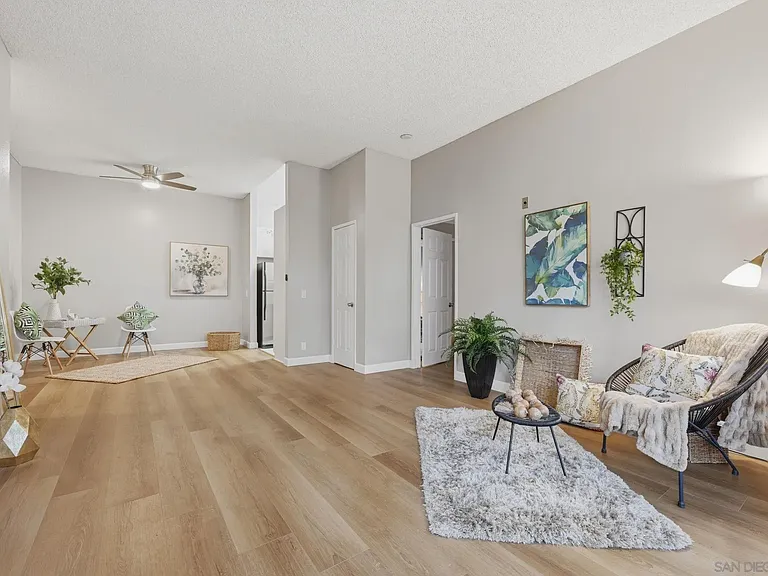 8320 Regents Rd #1-I — Photo 5