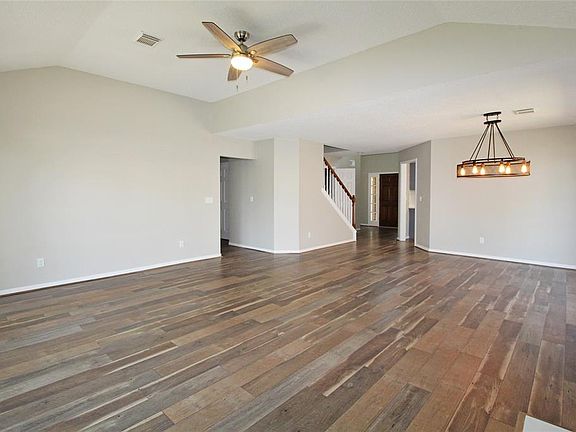 5th image of 4007 Beechwood Dr