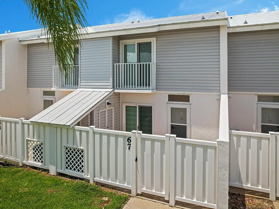 18022 San Carlos Blvd #67