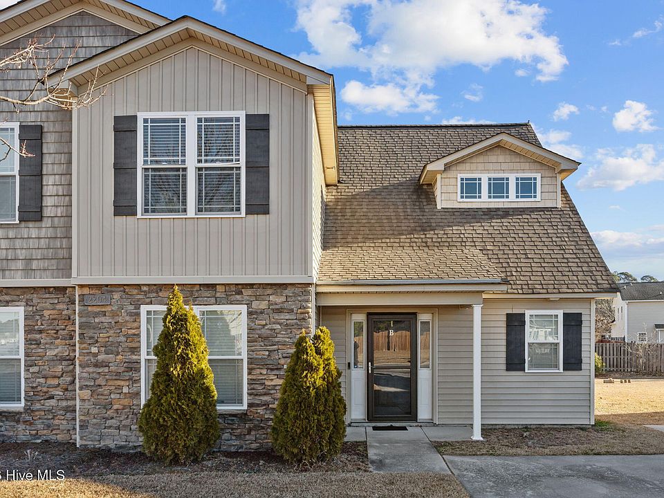 1st image of 2204 Sweet Bay Drive #B