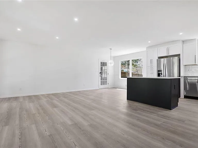 5360 Tall Oak Dr — Photo 4