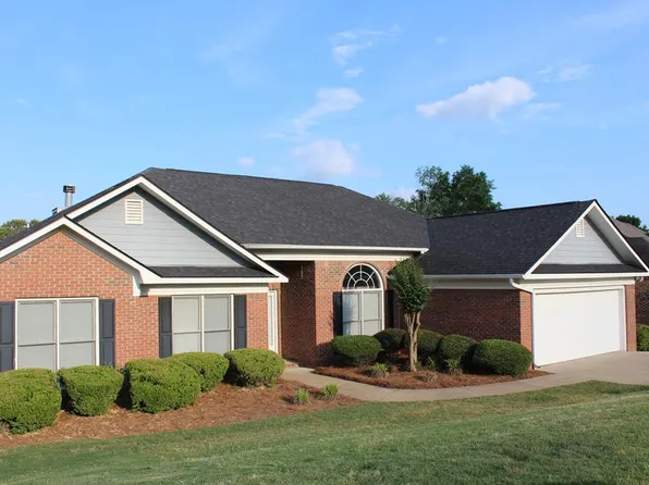 7946 Westlake Dr, Midland, GA 31820