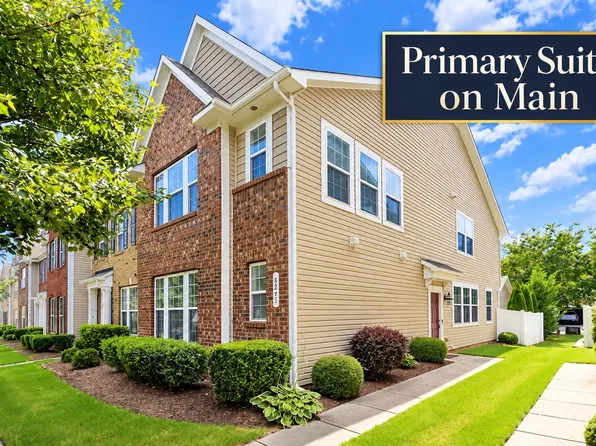 8245 Viewpoint Ln, Cornelius, NC 28031