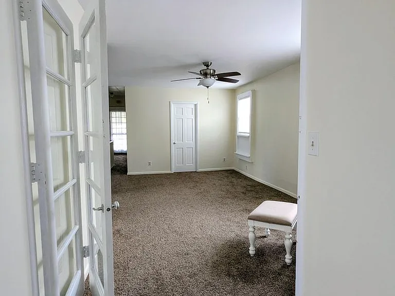 6635 SE 221st St #2 — Photo 32