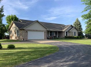 240 Manchester Rd, South Beloit, IL 61080