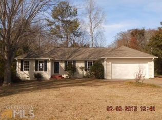221 Brown Acres Rd, Griffin, GA 30224