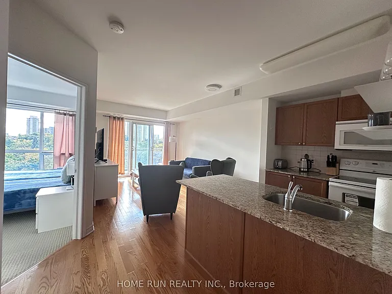 70 Landry St #601 — Photo 4