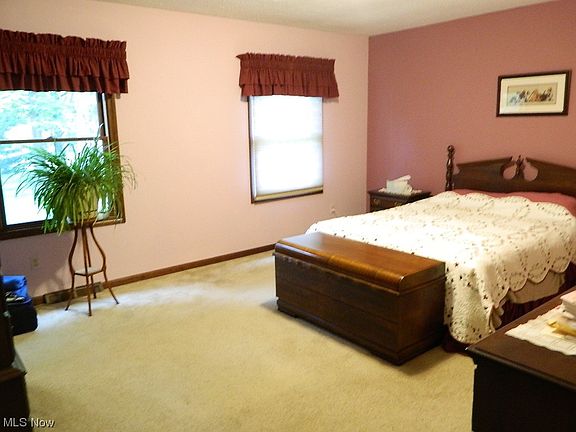 4th image of 7700 Apple Blossom Ln