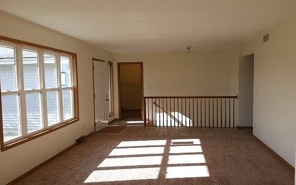 2nd image of 1064 Westridge Dr