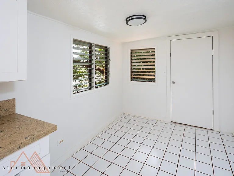 1322 Olino St #C — Photo 6