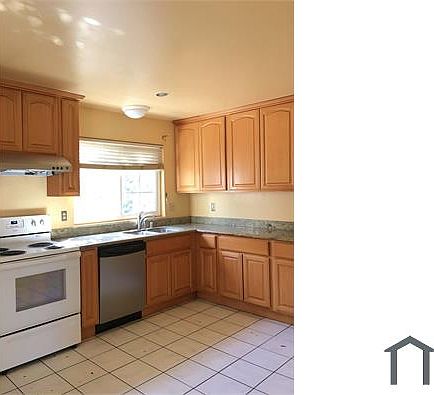 3rd image of 851 Royalbrook Ct
