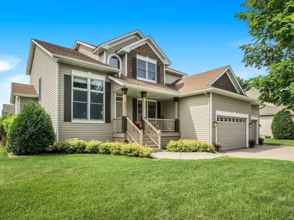 1302 Grizzly Ln, Sartell, MN 56377