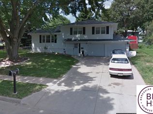 4110 N 100th St, Omaha, NE 68134