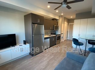 925 Leon Ave #308, Kelowna, BC V1Y 0E5