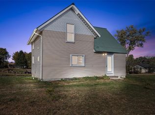 4166 Whittier Rd, Central City, IA 52214