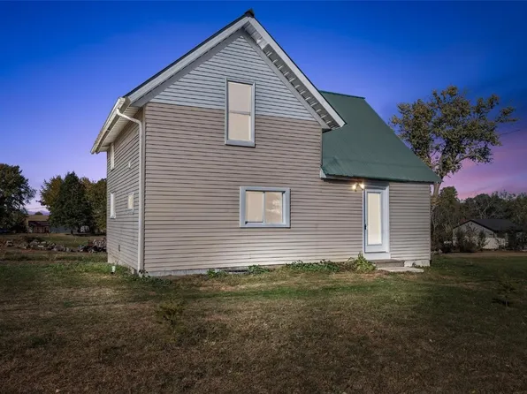4166 Whittier Rd, Central City, IA 52214