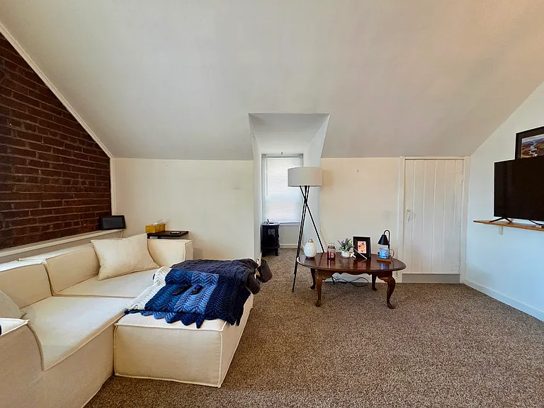 337 Culver Rd #3 — Photo 4